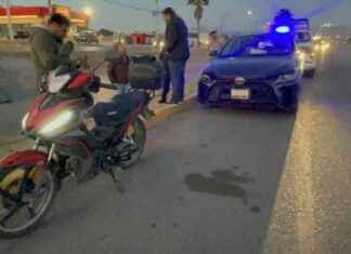 Accidente en Saltillo: Motociclista cae y provoca choque múltiple en el bulevar Fundadores accidente-en-saltillo-motociclista-cae-y-provoca-choque-mltiple-en-el-bulevar-fundadores
