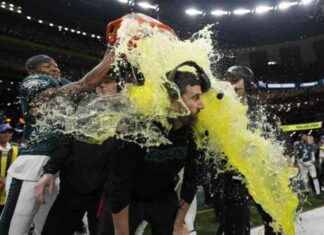 El ‘Gatorade Dunk’ con sello mexicano: galones de Monterrey el-gatorade-dunk-con-sello-mexicano-galones-de-monterrey