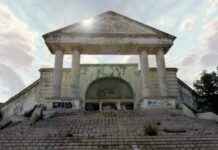el-centro-comercial-abandonado-de-edomex-la-acrpolis-en-ruinas