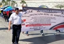 marcha-de-maestros-de-la-seccin-35-del-snte-en-la-laguna-por-el-da-del-trabajo
