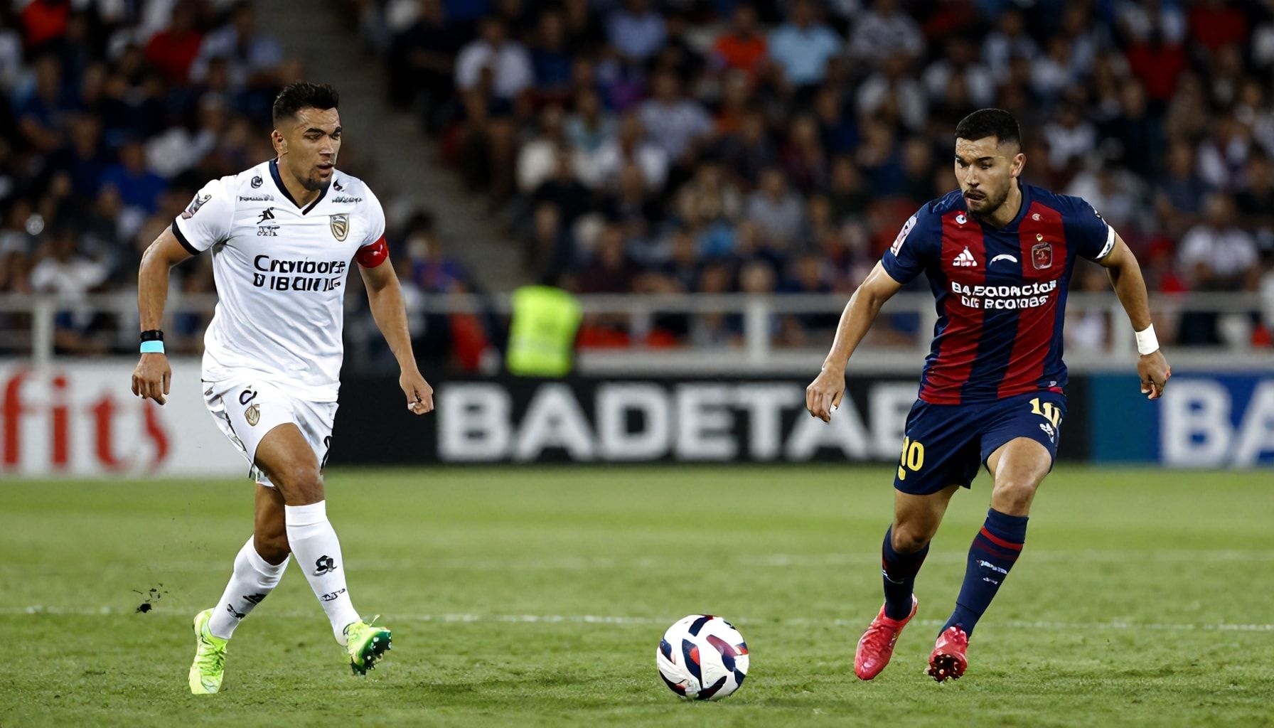 3 claves tácticas que definirán el duelo entre Gallos Blancos y Potros*