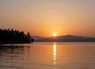 Descubre la belleza del amanecer de hoy y comienza tu día con inspiración