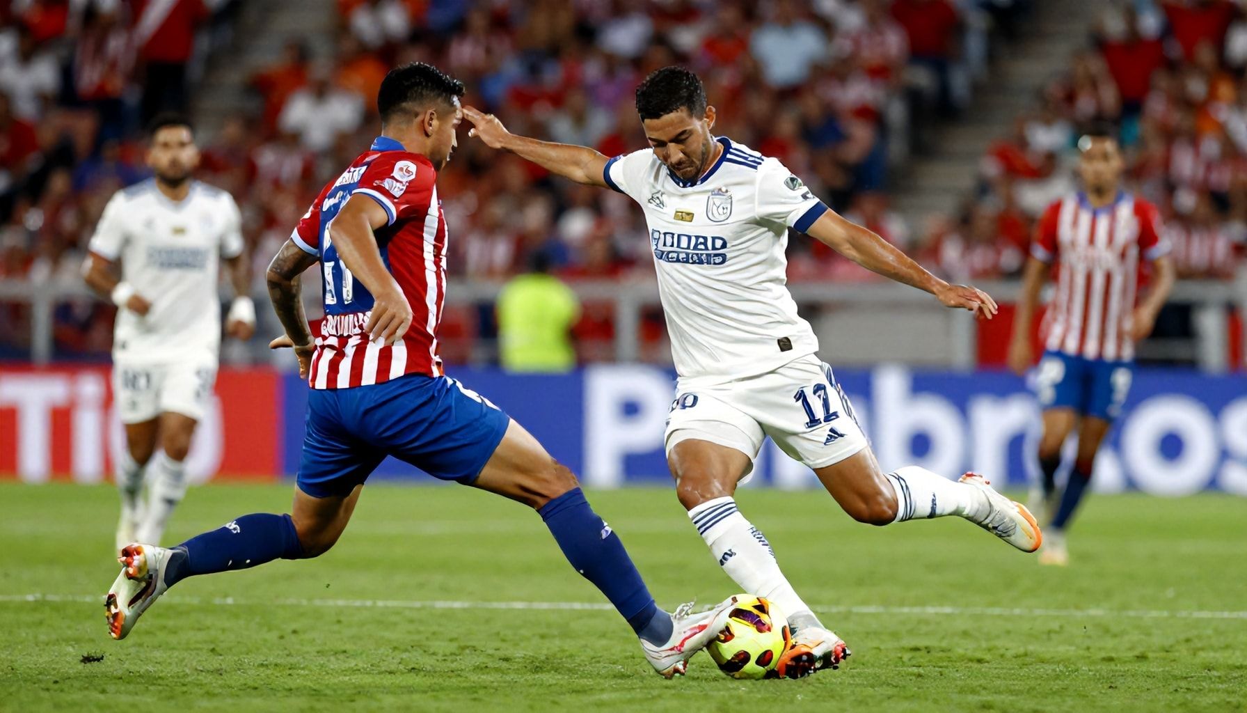 Cómo Chivas puede romper la maldición contra Pachuca en el Clásico de Liga MX*