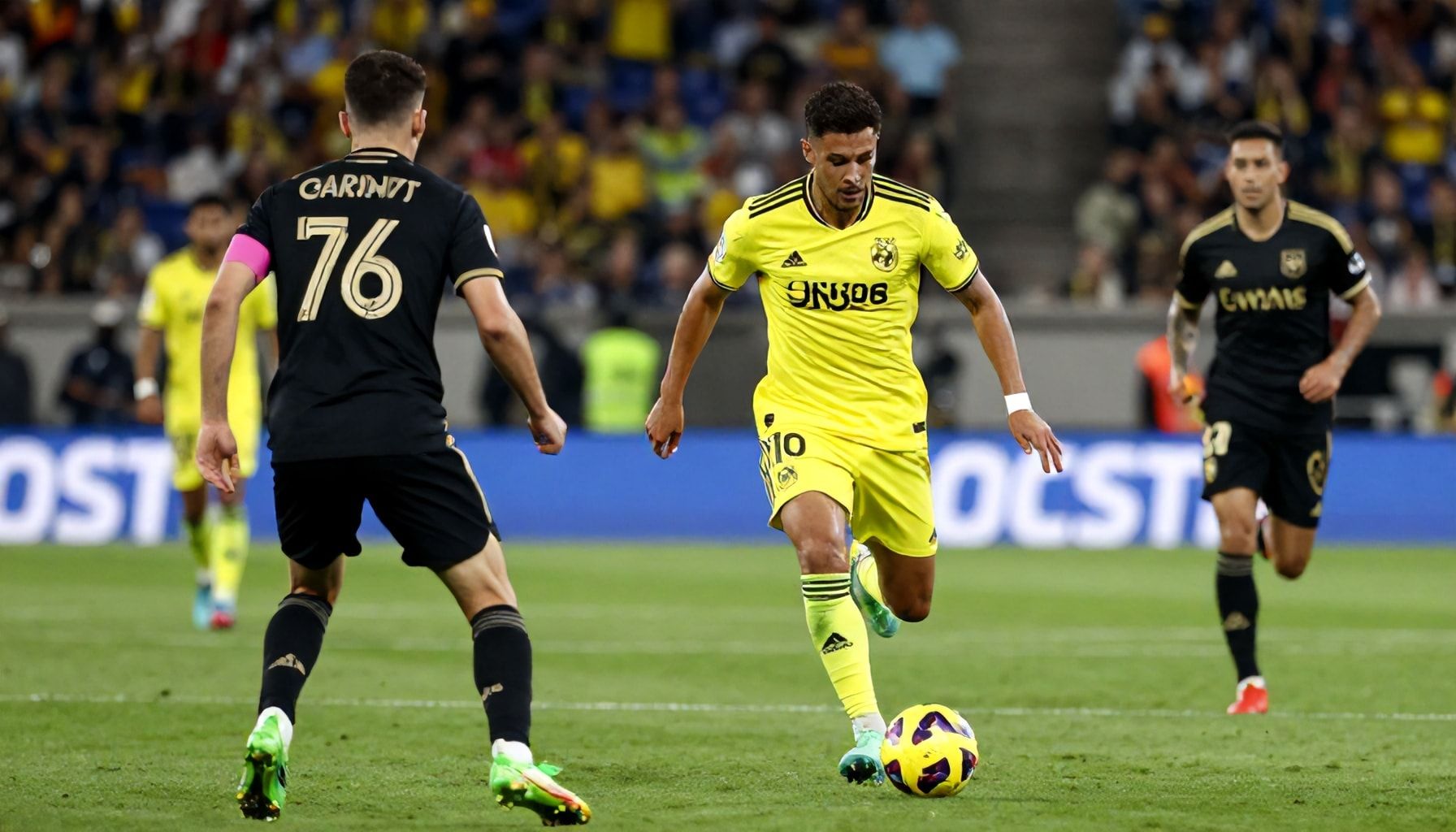 Cómo LAFC rompe esquemas tácticos para dominar a América*