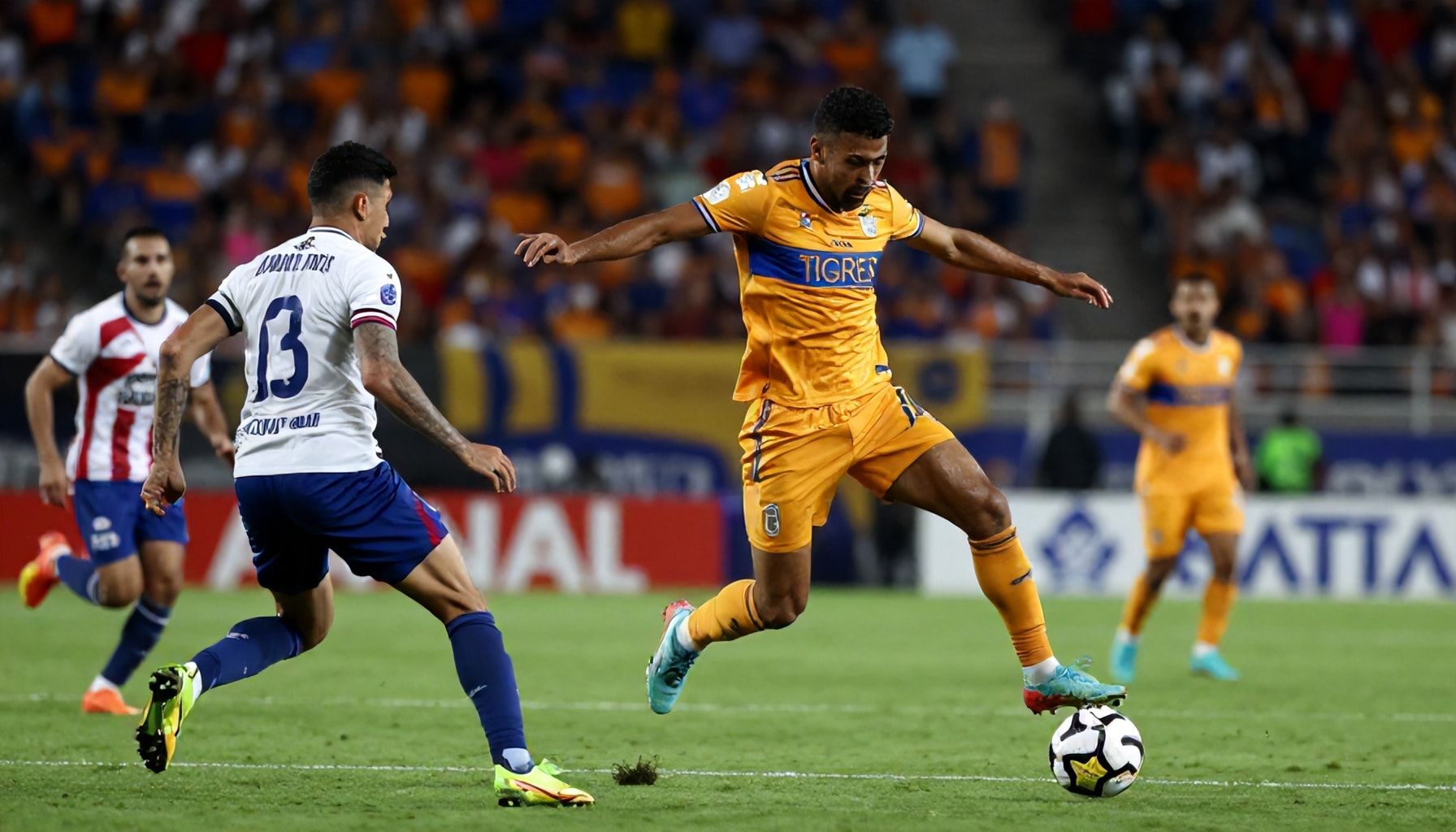 Cómo los Tigres pueden dominar a Atl. San Luis con su juego aéreo*