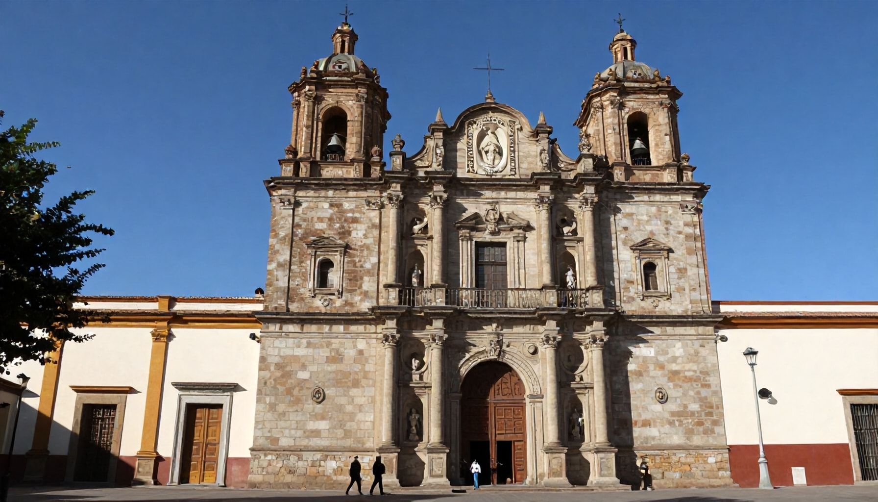 Descubre los secretos mejor guardados del legado cultural de León de los Aldama*