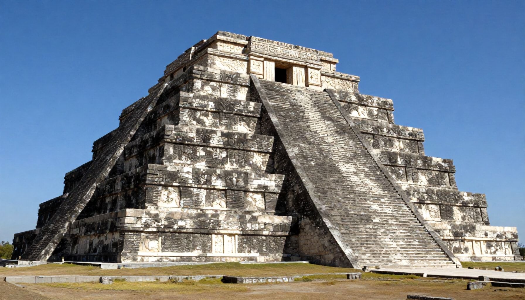 La verdad detrás de los Atlantes de Tula: mitos y realidades*