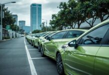 El Futuro del Transporte: Coches Eléctricos en México The Future of Transportation: Electric Cars in Mexico